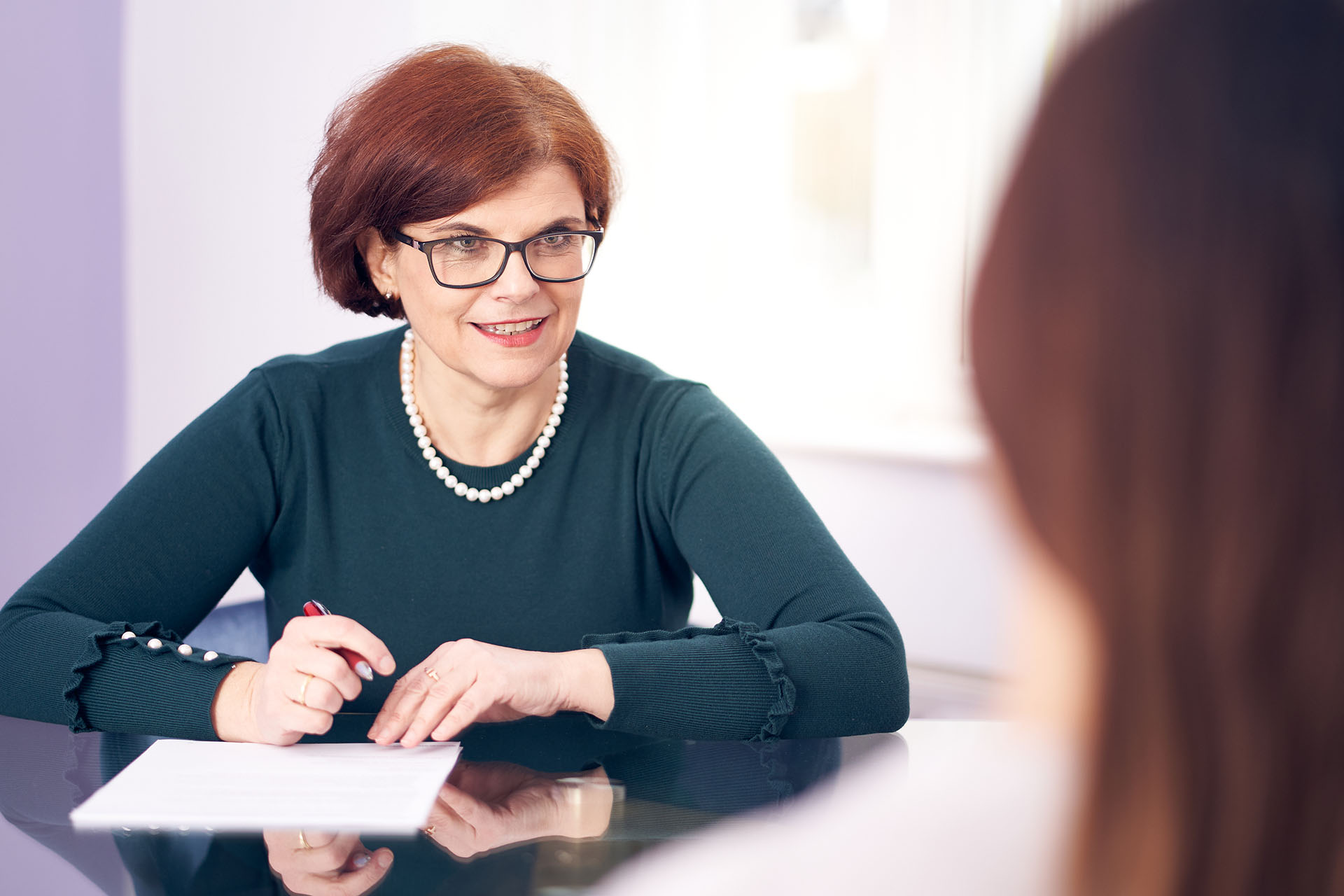 Frauenarzt Potsdam - Dr. Sorina Kunert in der Sprechstunde